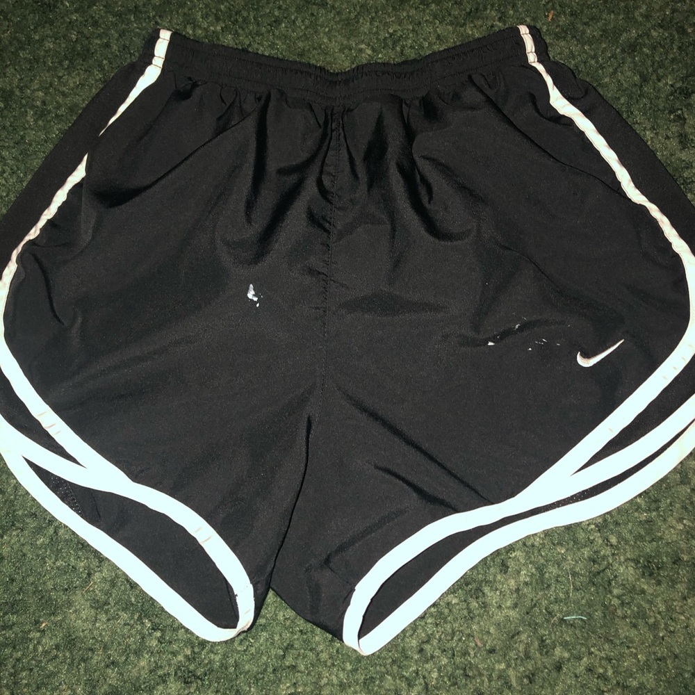 Black nike shorts